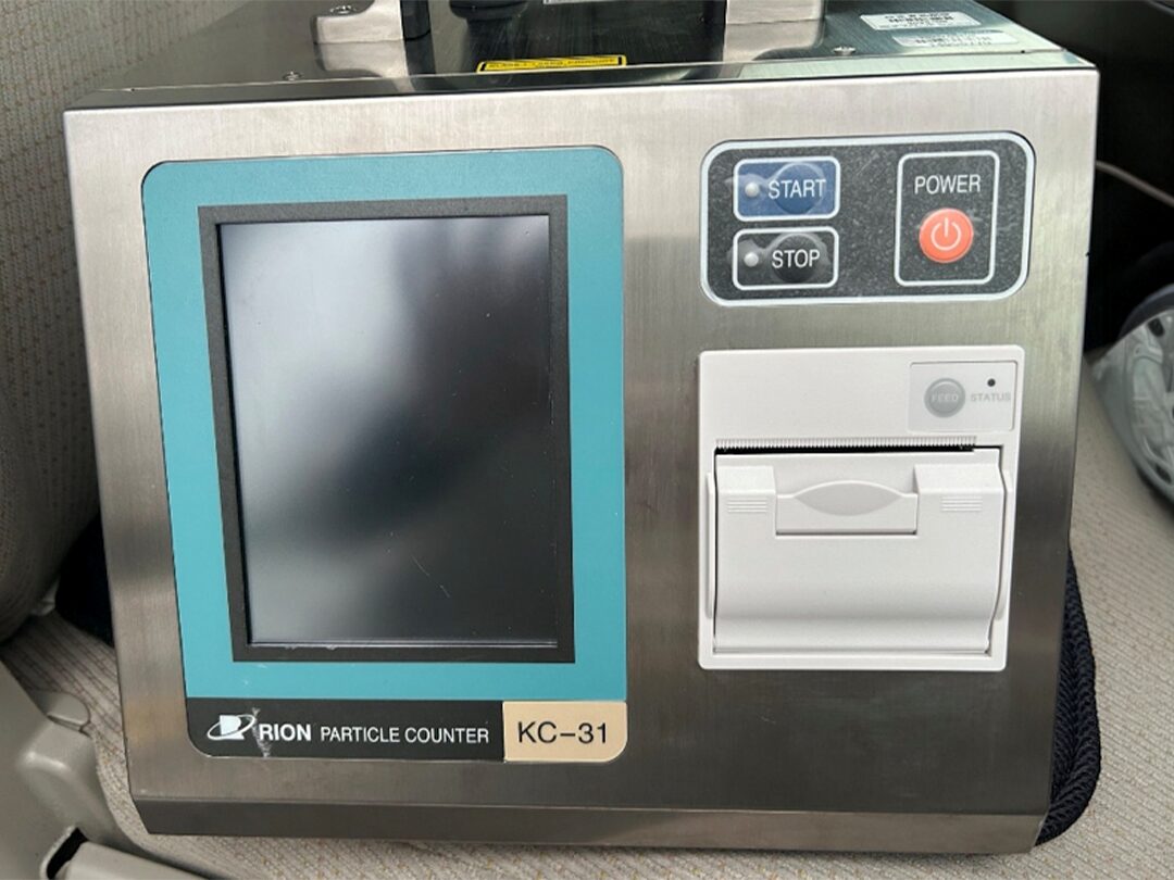 清浄度測定に使用するパーティクルカウンター